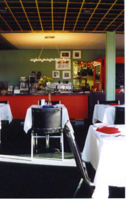 Red Top Motor Inn Iron Bridge Exterior foto